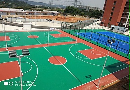 广东深圳小学硅PU网球场施工 历时半个多月，做出来的效果是这样？