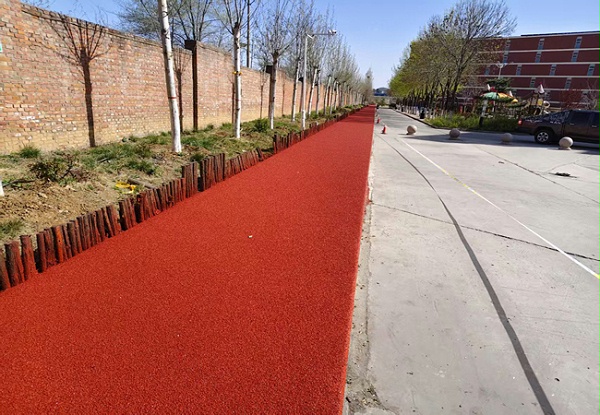 透气型塑胶跑道