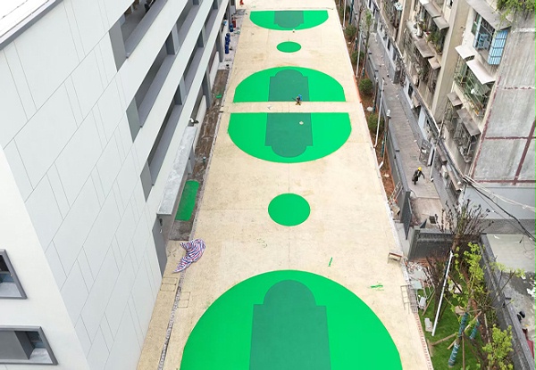 四川省宜宾长宁第一实验小学2600平方双层EPDM场地顺利完工！